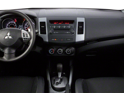 2013 Mitsubishi Outlander SE