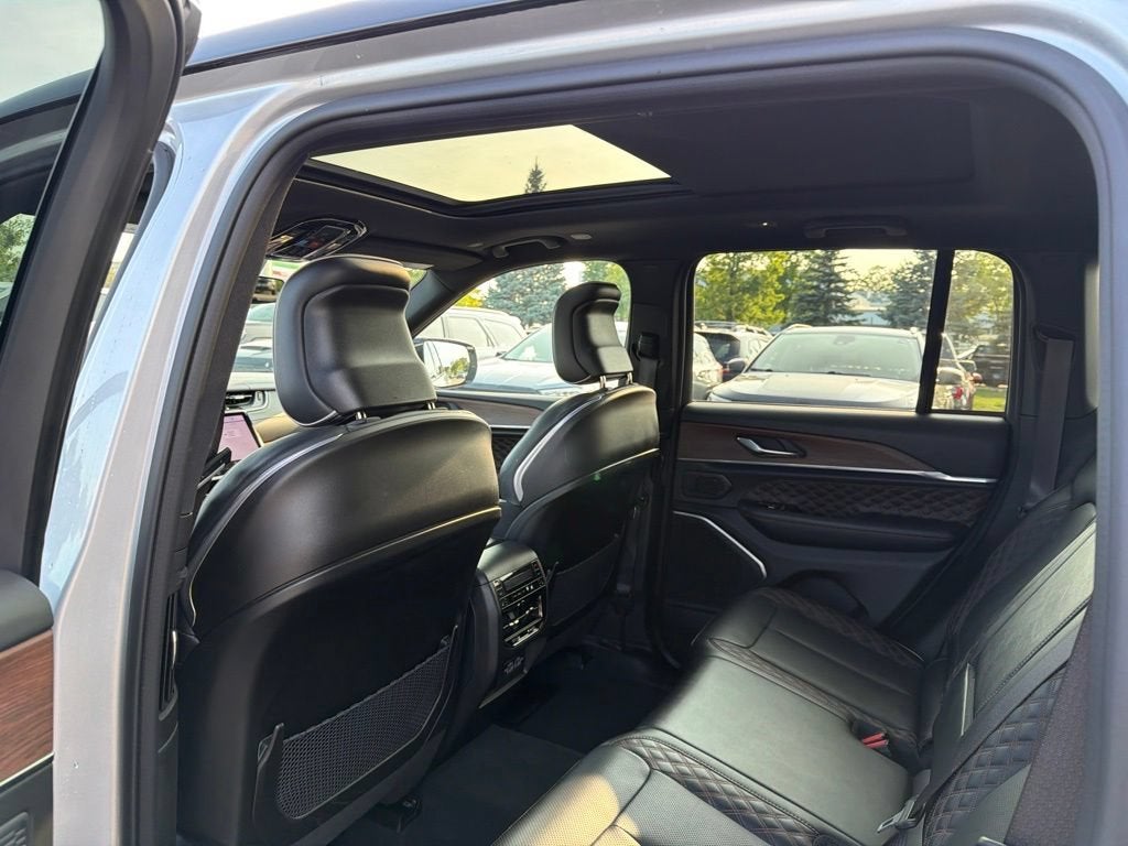 2024 Jeep Grand Cherokee Summit 4x4