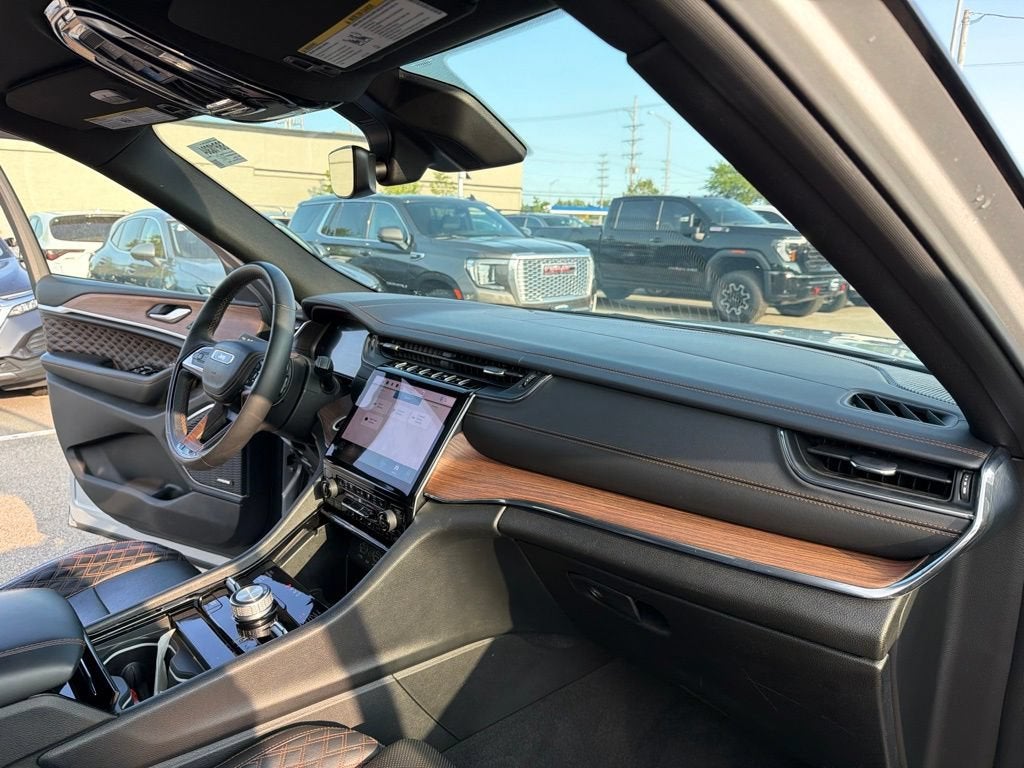 2024 Jeep Grand Cherokee Summit 4x4