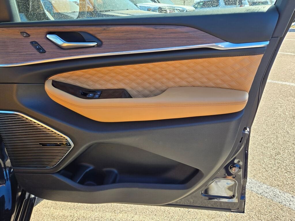 2024 Jeep Grand Cherokee L Summit