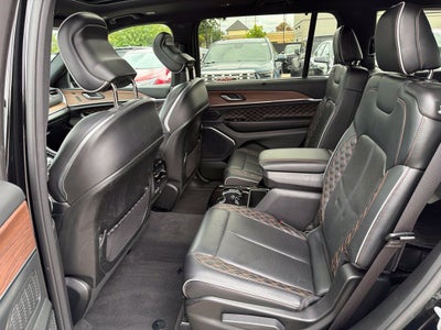 2022 Jeep Grand Cherokee L Summit 4x4