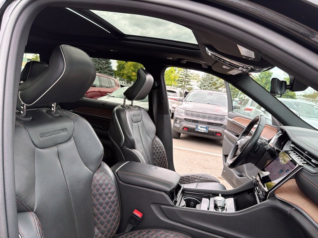 2022 Jeep Grand Cherokee L Summit 4x4