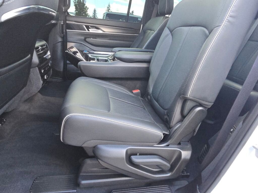2025 Jeep Grand Wagoneer Series II 4x4