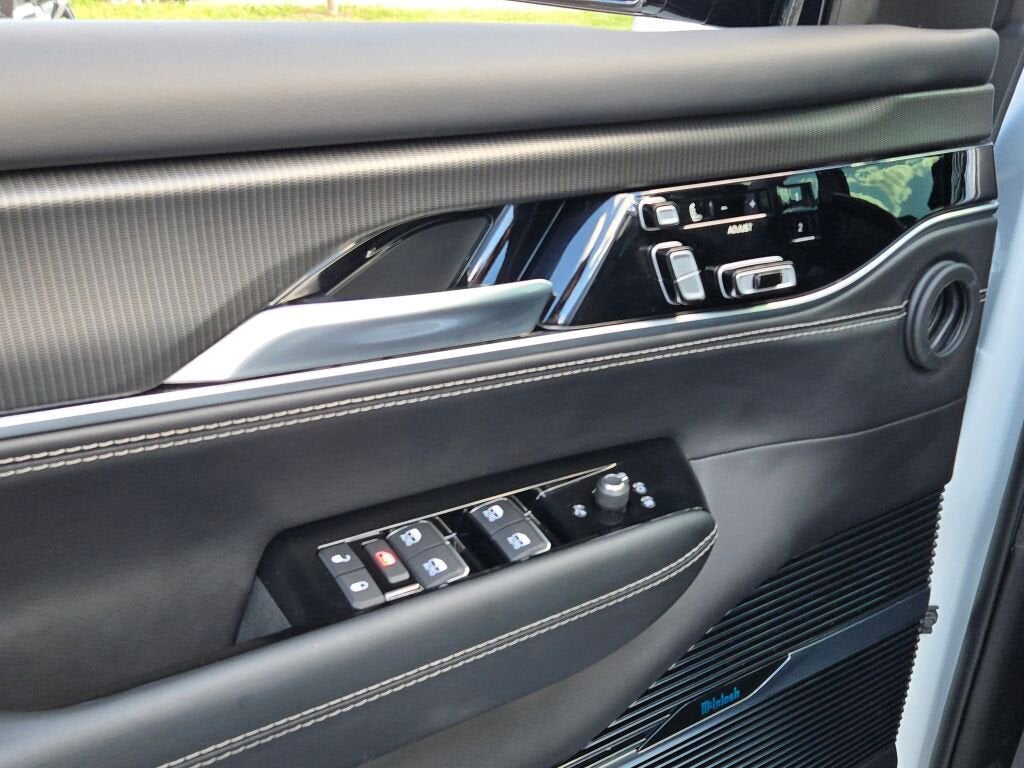 2025 Jeep Grand Wagoneer Series II 4x4