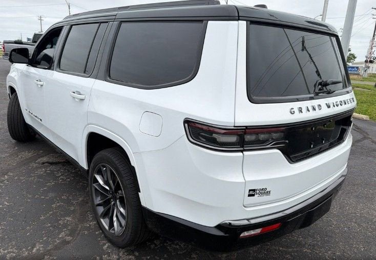 2025 Jeep Grand Wagoneer Series II Obsidian