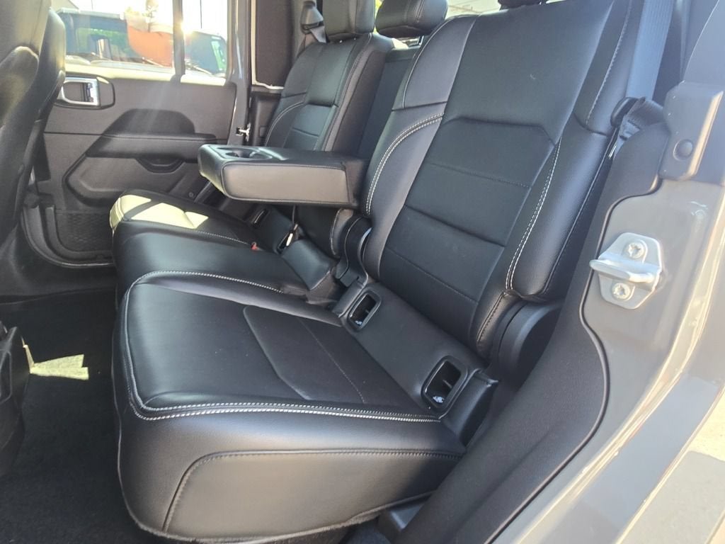 2022 Jeep Gladiator Overland 4x4