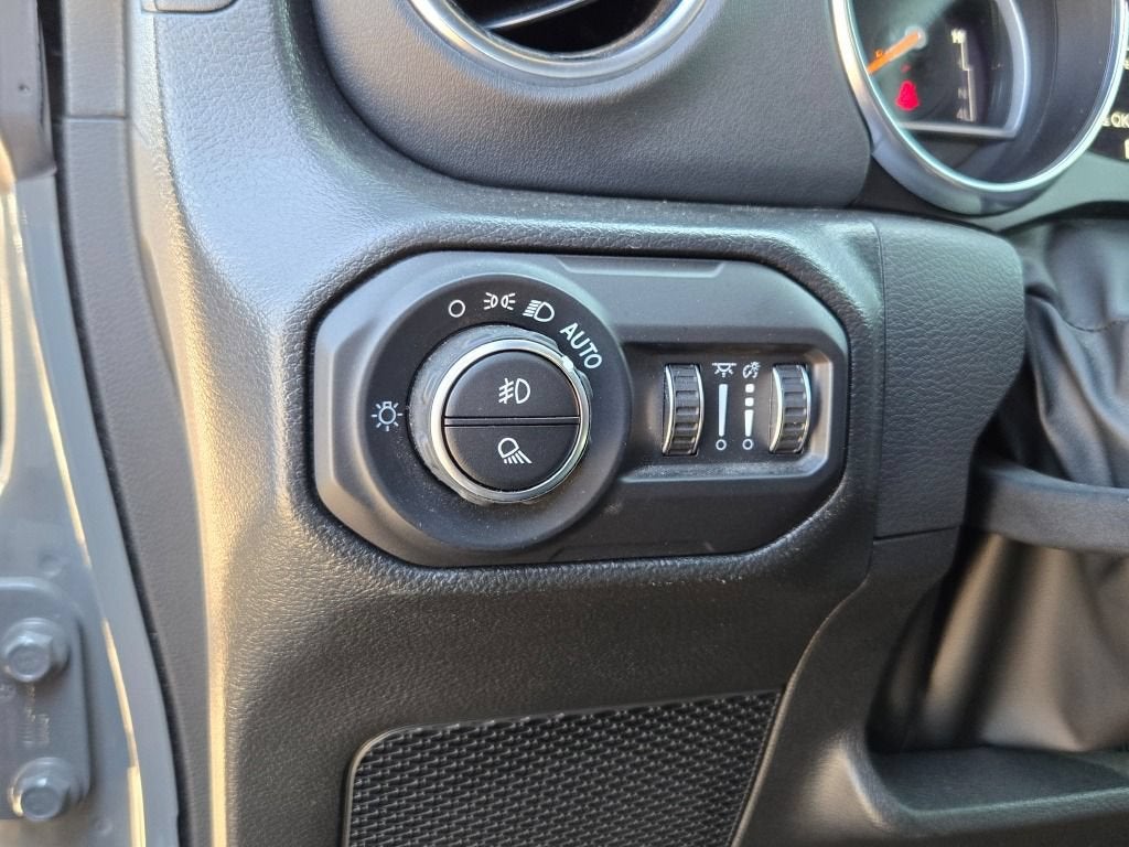 2022 Jeep Gladiator Overland 4x4