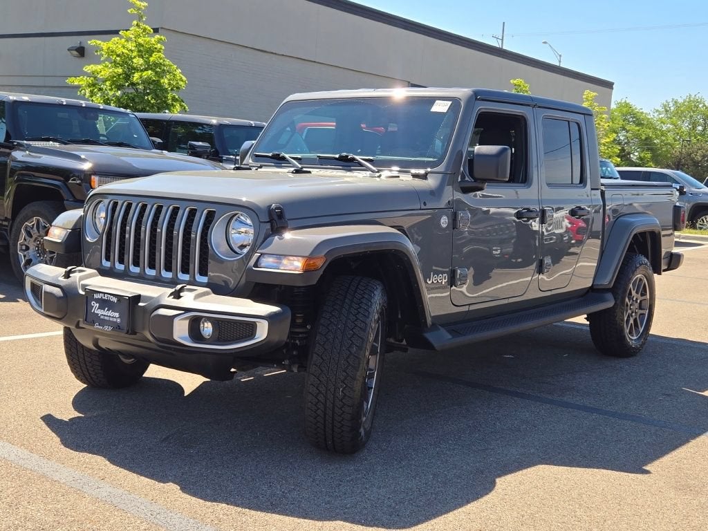 2022 Jeep Gladiator Overland 4x4