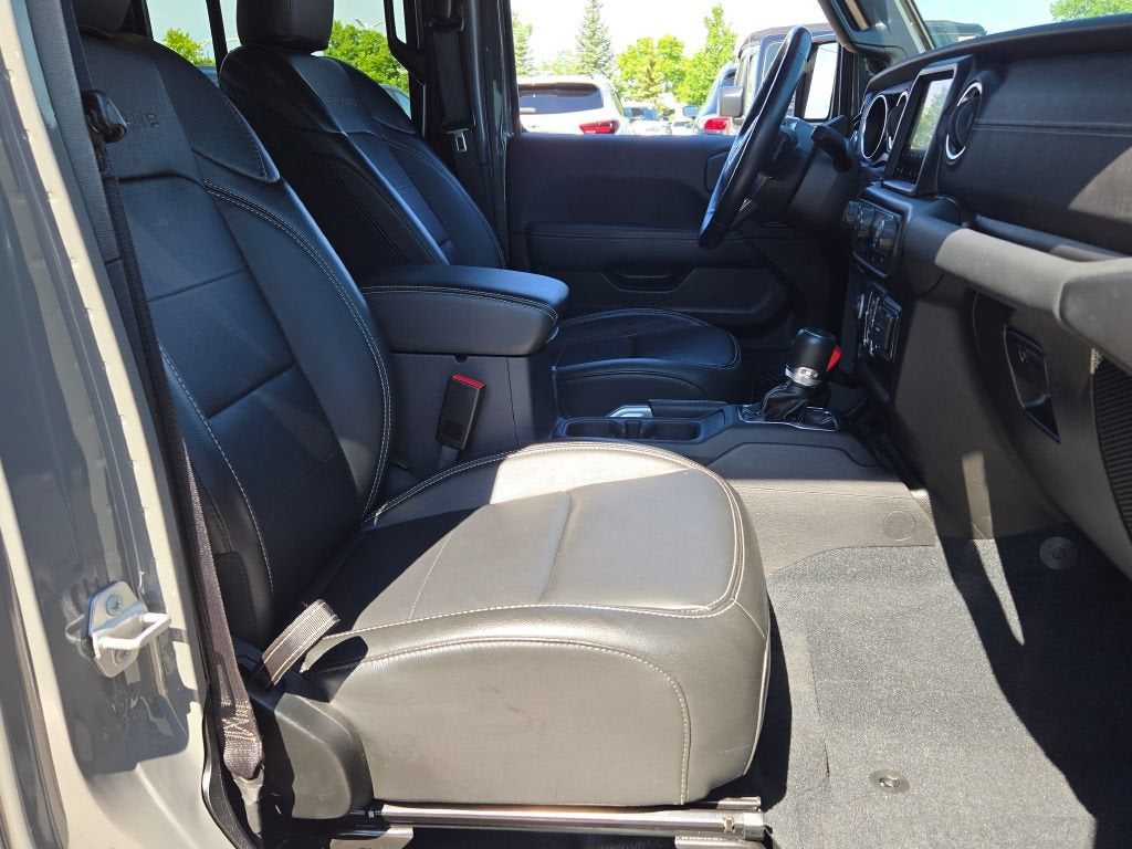 2022 Jeep Gladiator Overland 4x4
