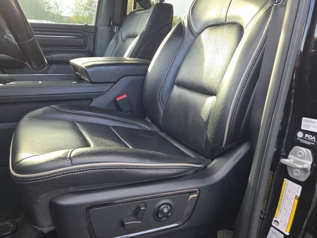 2022 RAM 1500 Limited Crew Cab 4x4 5'7" Box
