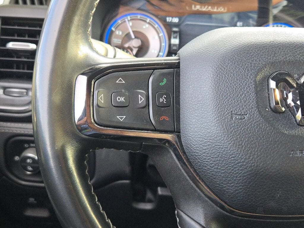 2022 RAM 1500 Limited Crew Cab 4x4 5'7" Box