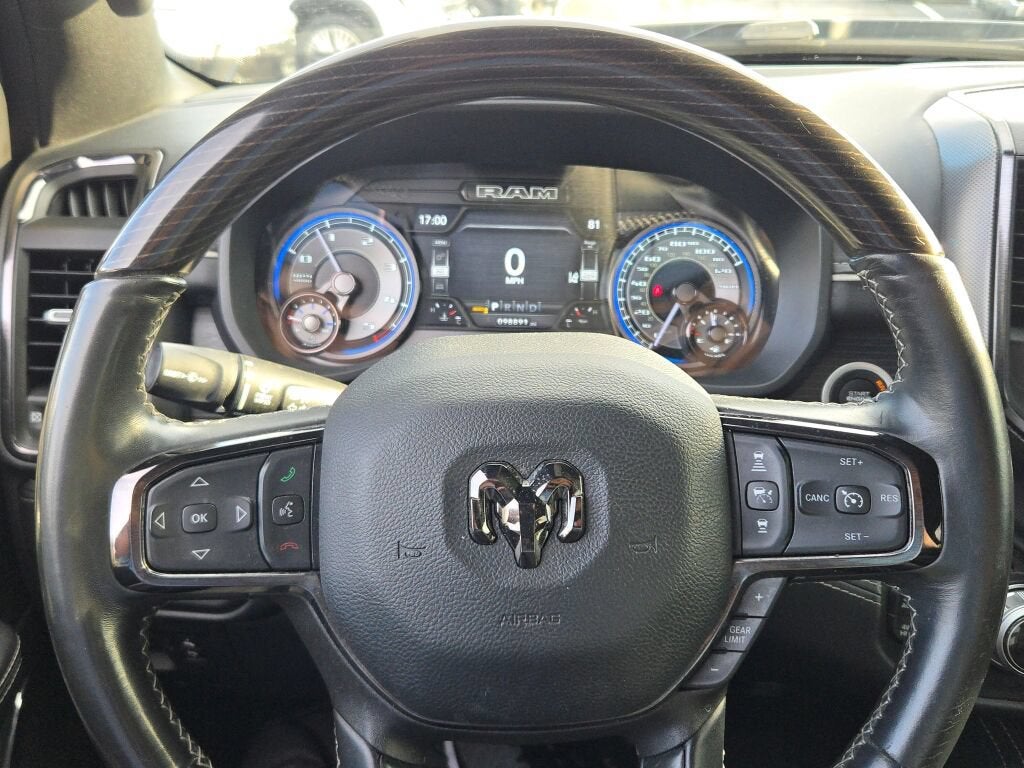 2022 RAM 1500 Limited Crew Cab 4x4 5'7" Box