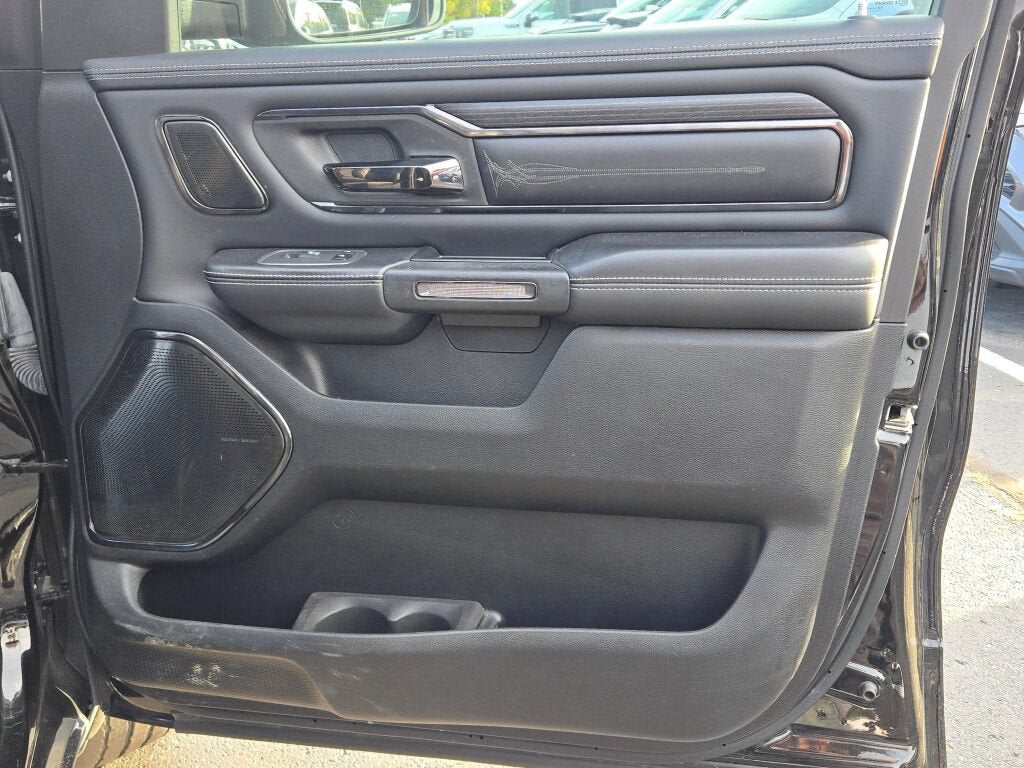 2022 RAM 1500 Limited Crew Cab 4x4 5'7" Box