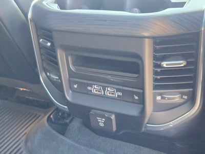 2024 RAM 1500 Laramie Crew Cab 4x4 5'7" Box