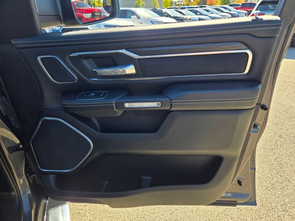 2024 RAM 1500 Laramie Crew Cab 4x4 5'7" Box