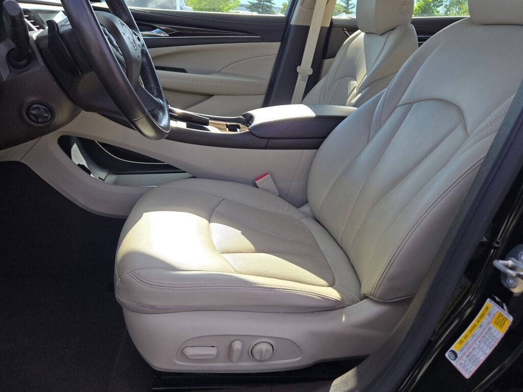 2017 Buick LaCrosse Essence