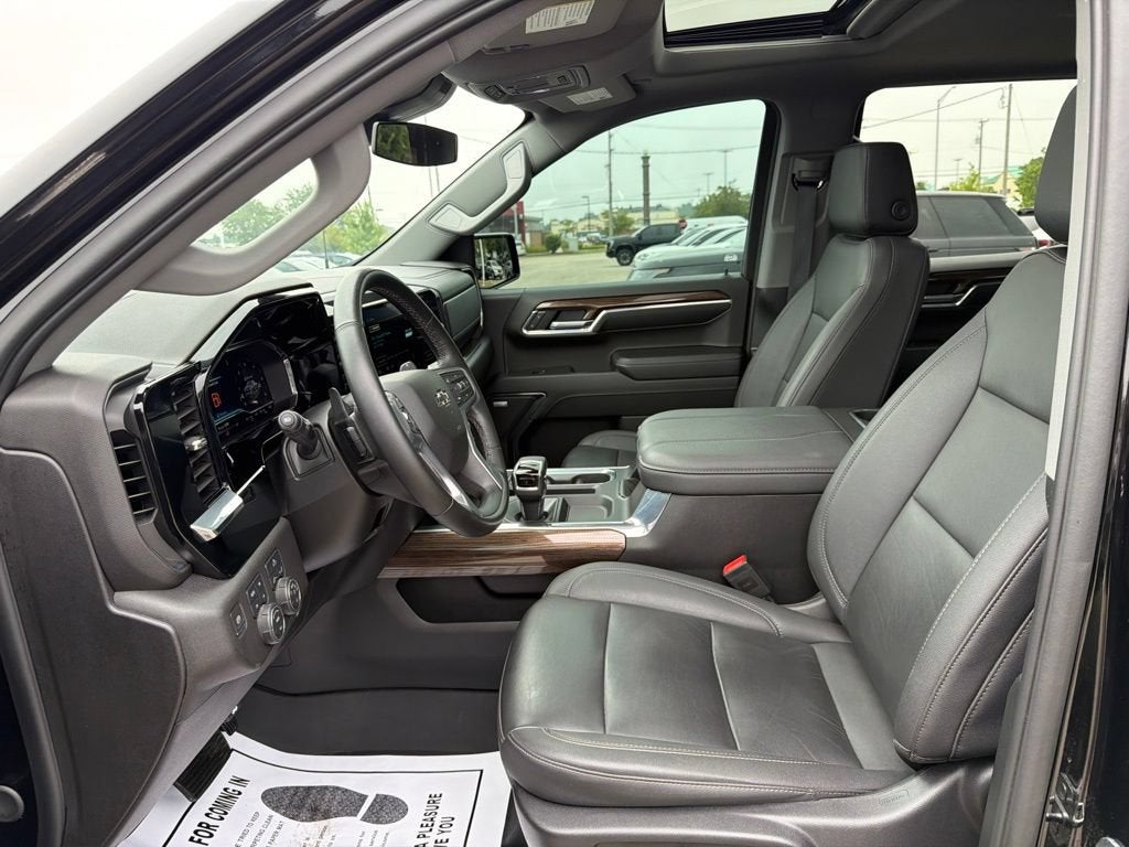 2024 Chevrolet Silverado 1500 RST