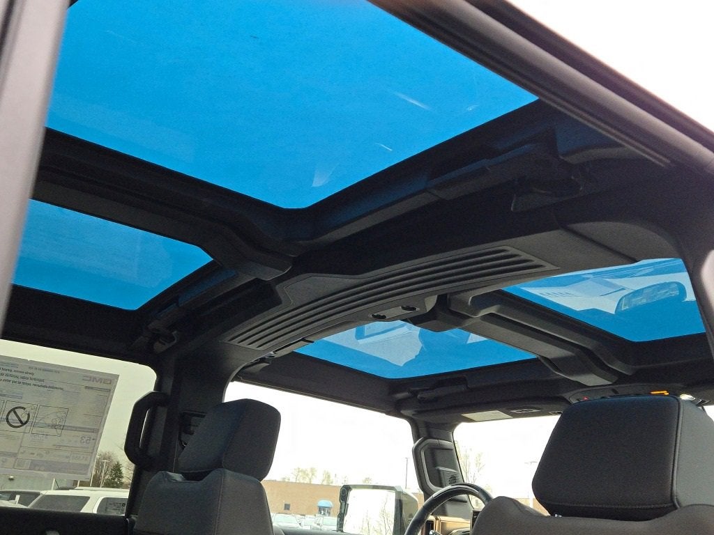 2025 GMC HUMMER EV SUV 2X