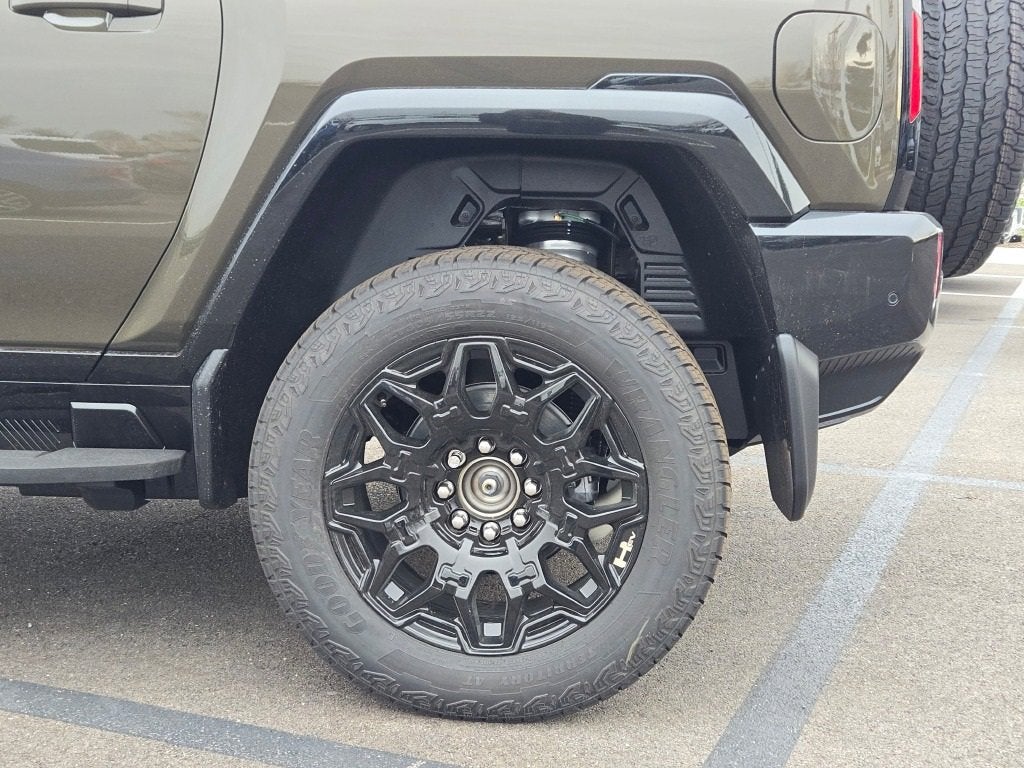 2025 GMC HUMMER EV SUV 2X