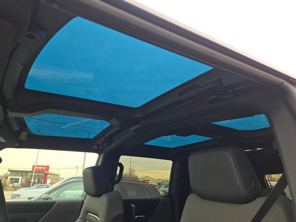 2025 GMC HUMMER EV SUV 2X