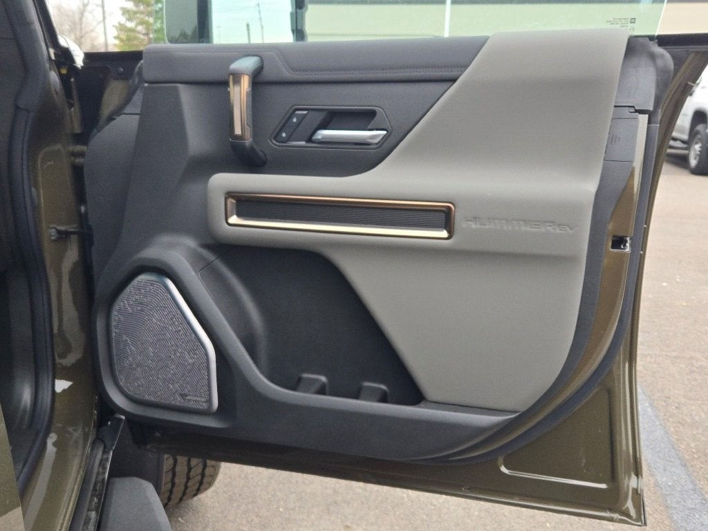 2025 GMC HUMMER EV SUV 2X