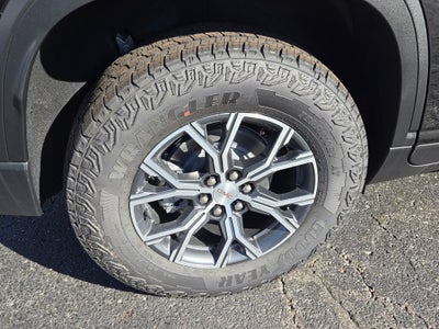 2027 GMC Acadia AT4