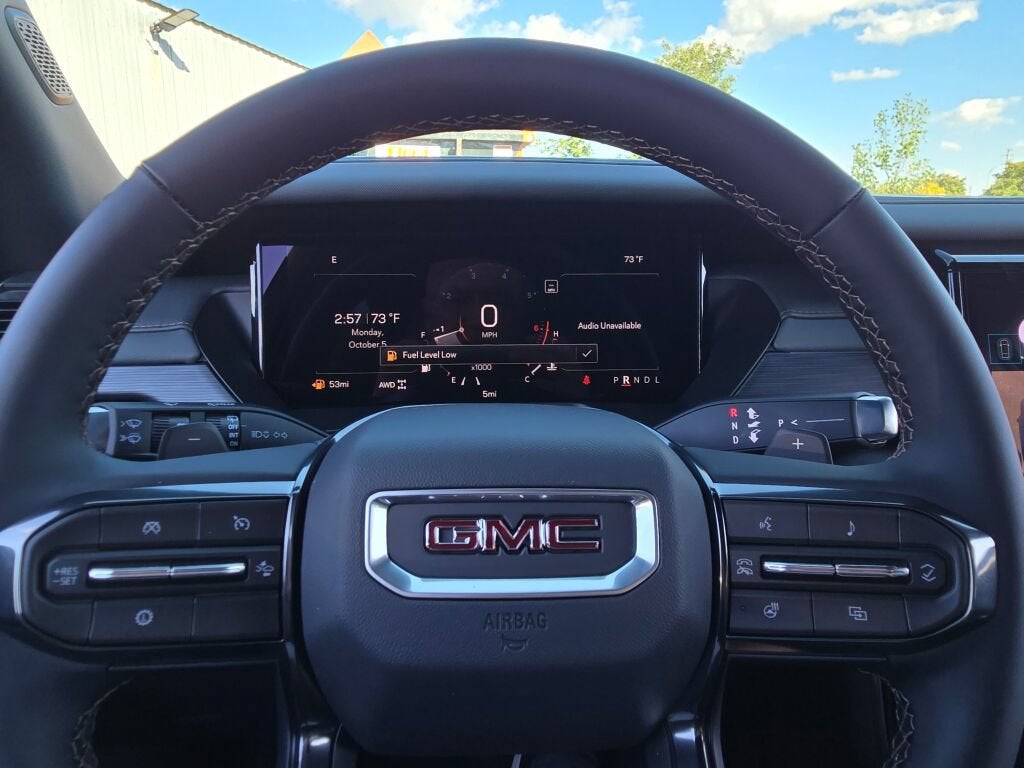 2027 GMC Acadia AT4
