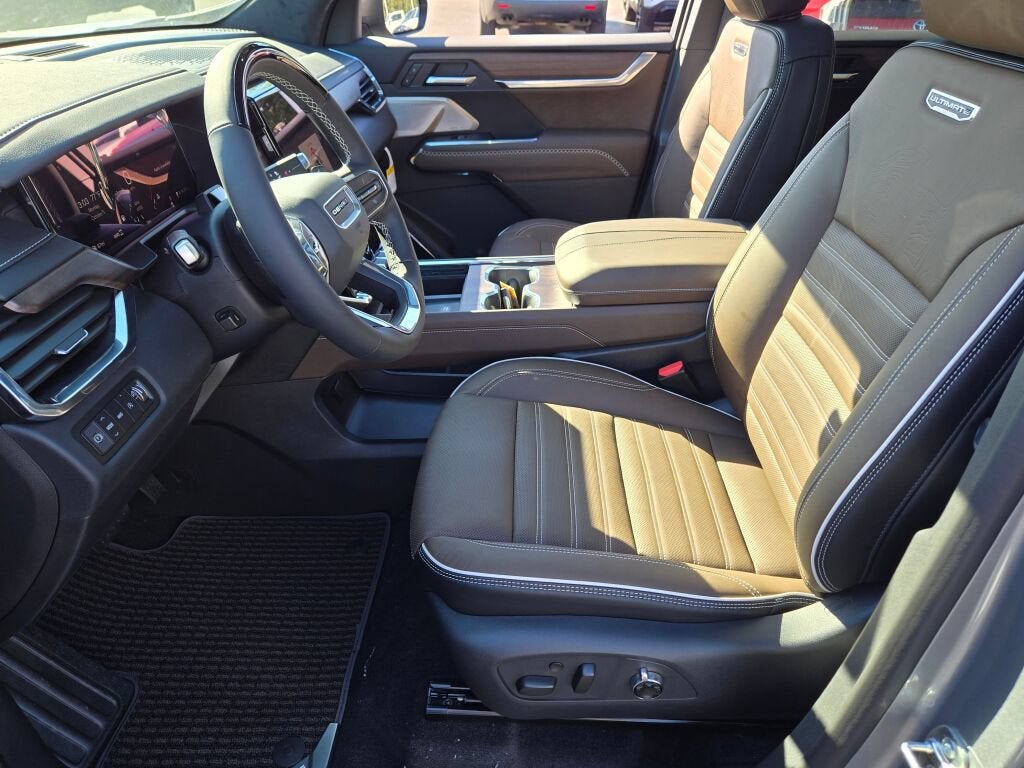 2027 GMC Acadia Denali Ultimate