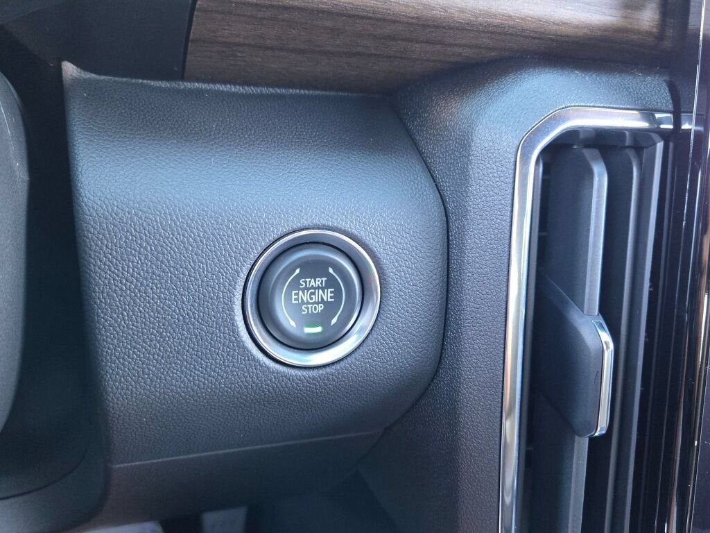 2027 GMC Acadia Denali Ultimate