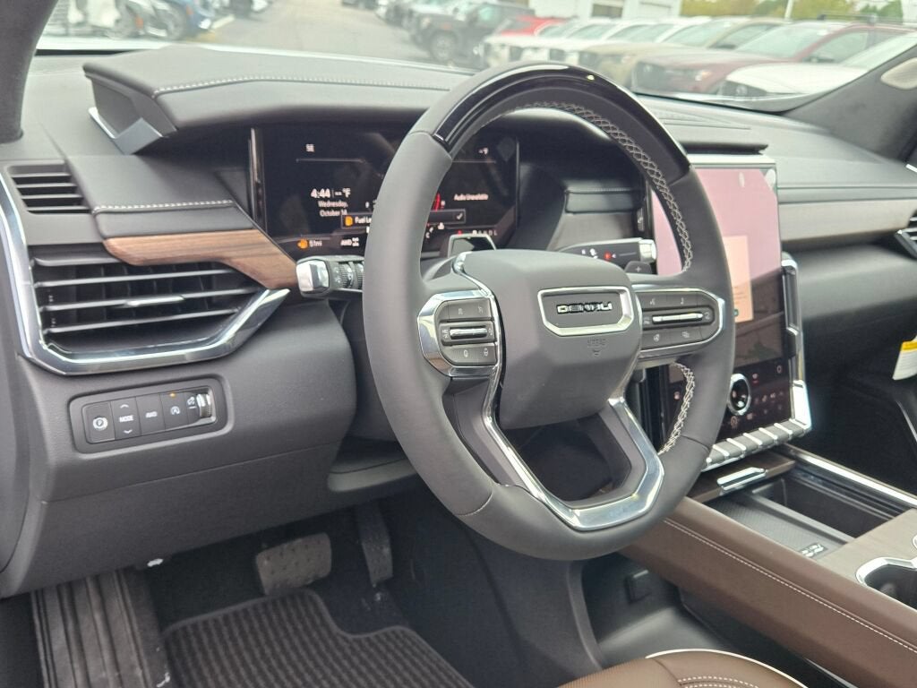 2027 GMC Acadia Denali Ultimate