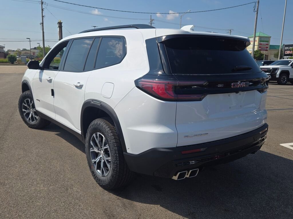 2026 GMC Acadia AT4