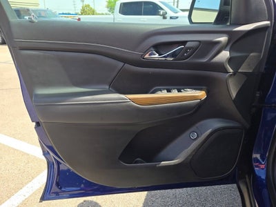 2023 GMC Acadia SLE