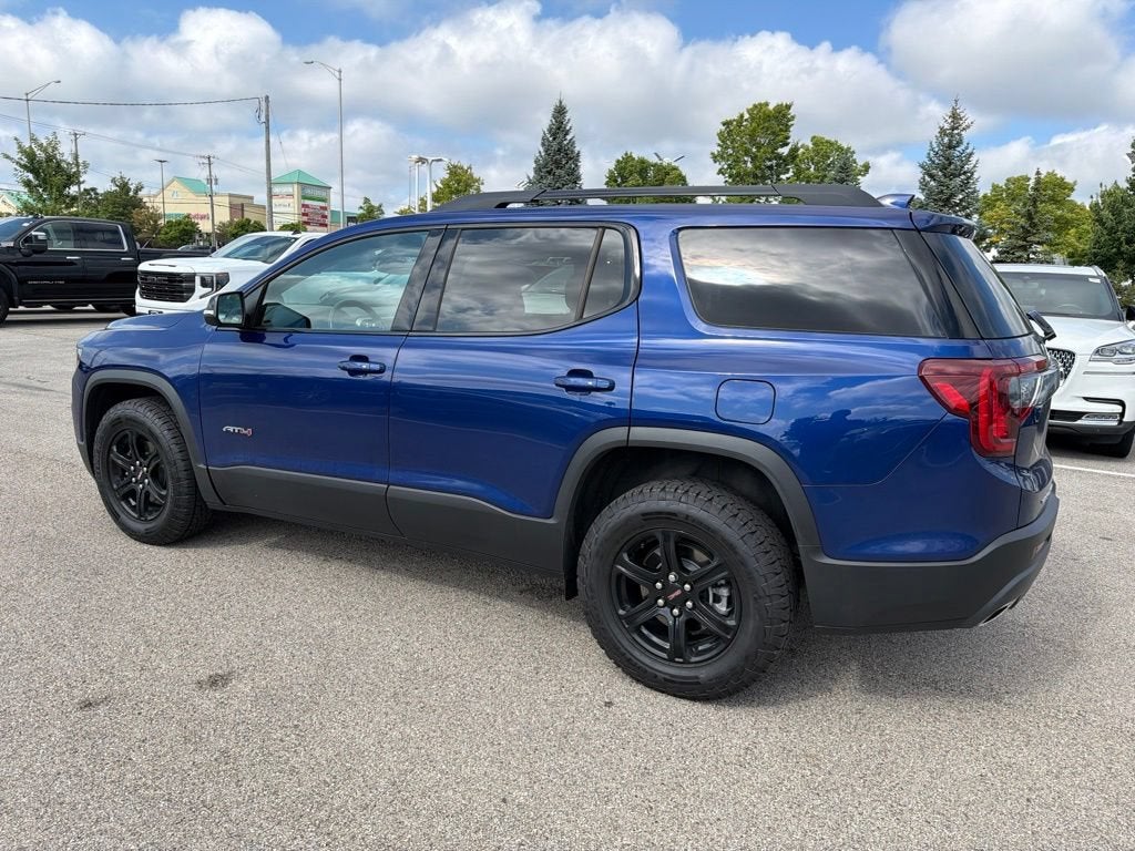 2023 GMC Acadia AT4