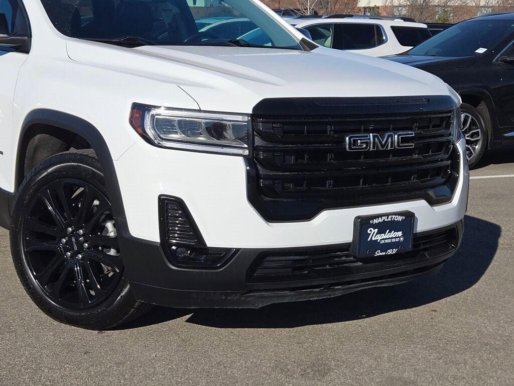 2023 GMC Acadia SLT