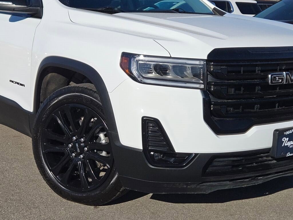 2023 GMC Acadia SLT