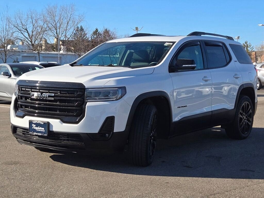 2023 GMC Acadia SLT