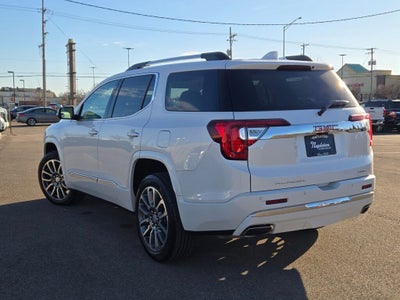 2023 GMC Acadia Denali