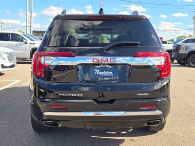 2023 GMC Acadia Denali