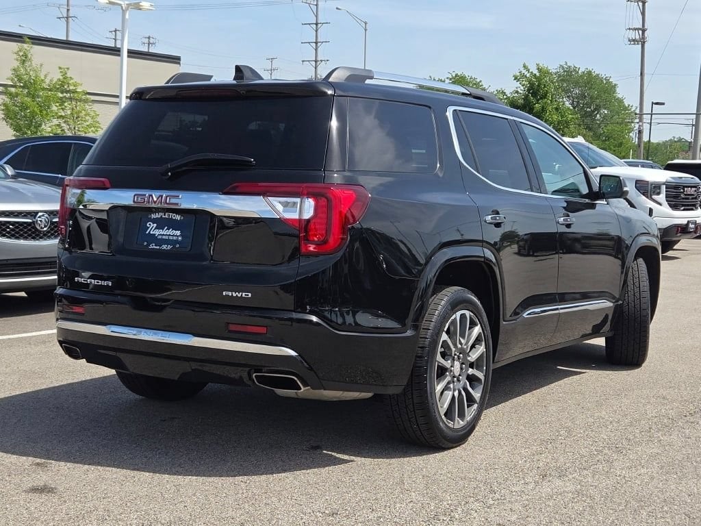 2021 GMC Acadia Denali