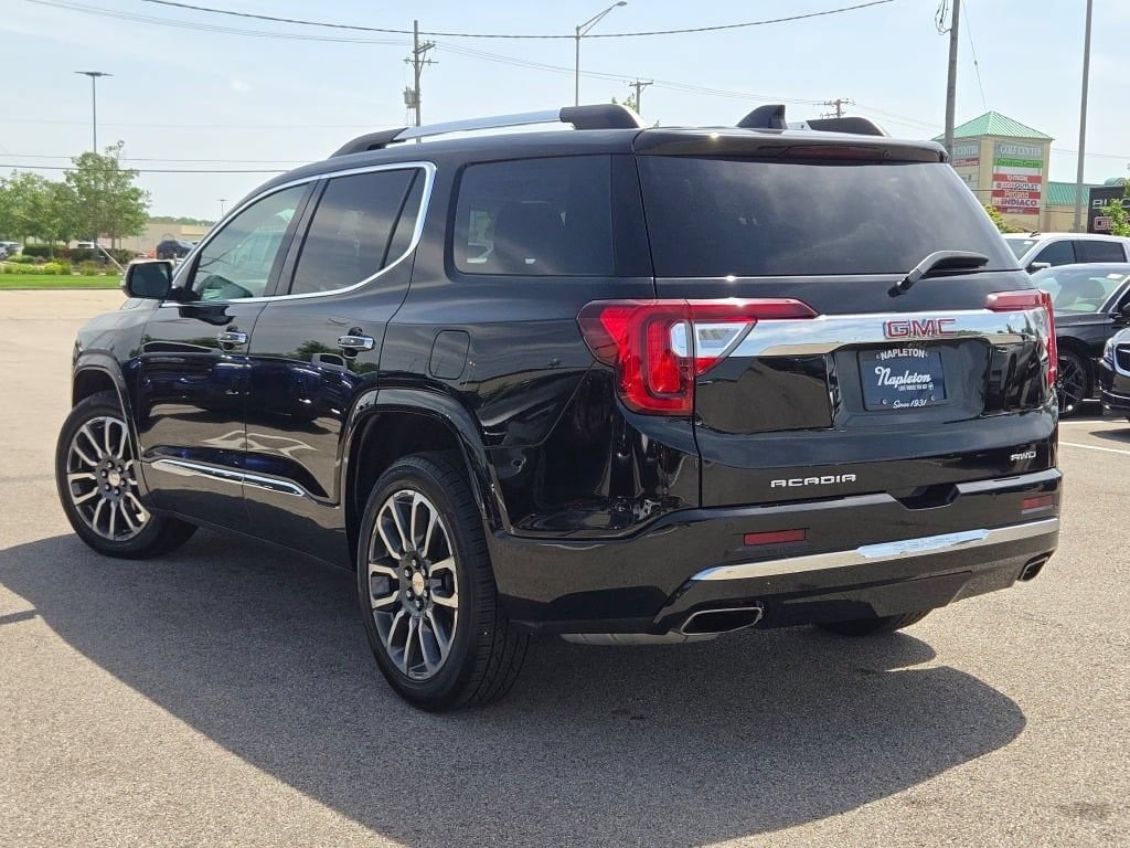 2021 GMC Acadia Denali