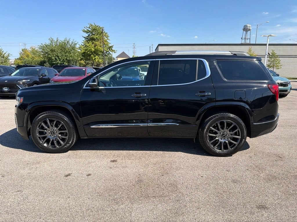 2023 GMC Acadia Denali
