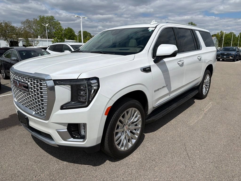2023 GMC Yukon XL Denali