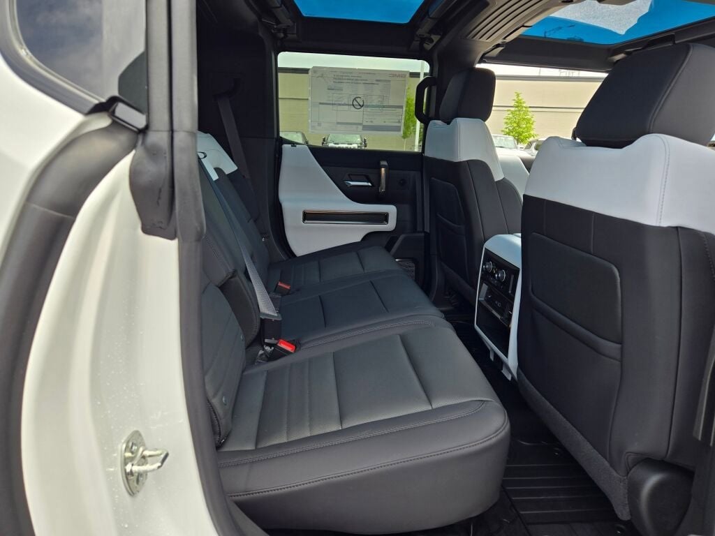2025 GMC HUMMER EV SUV 2X