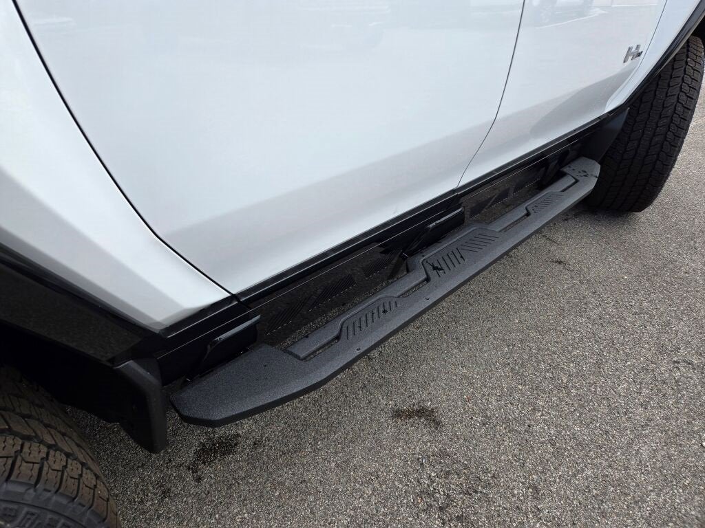 2025 GMC HUMMER EV SUV 2X