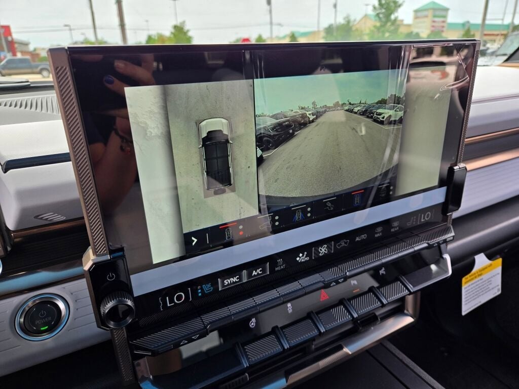 2025 GMC HUMMER EV SUV 2X