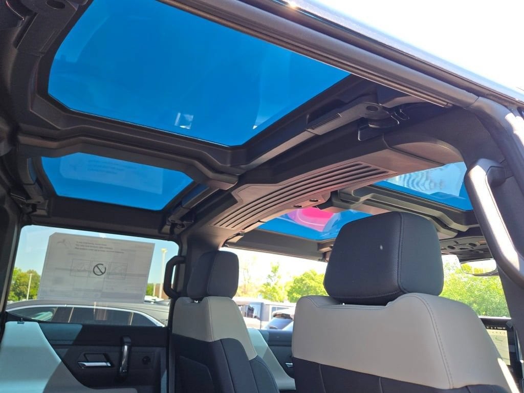 2026 GMC HUMMER EV SUV 2X