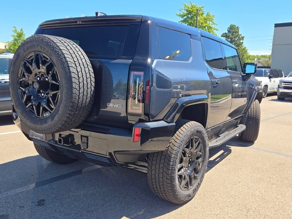 2026 GMC HUMMER EV SUV 2X