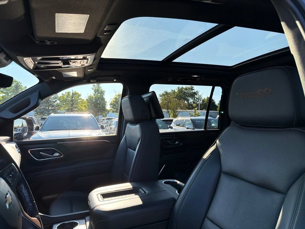 2023 Chevrolet Suburban High Country