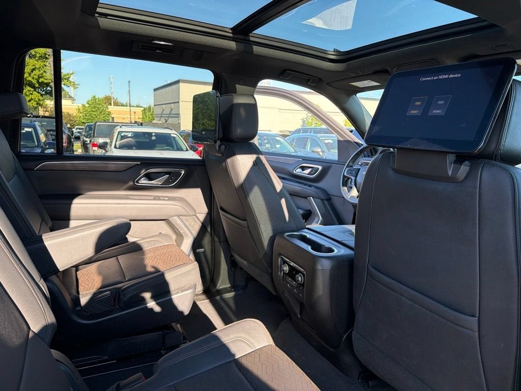 2023 Chevrolet Suburban High Country