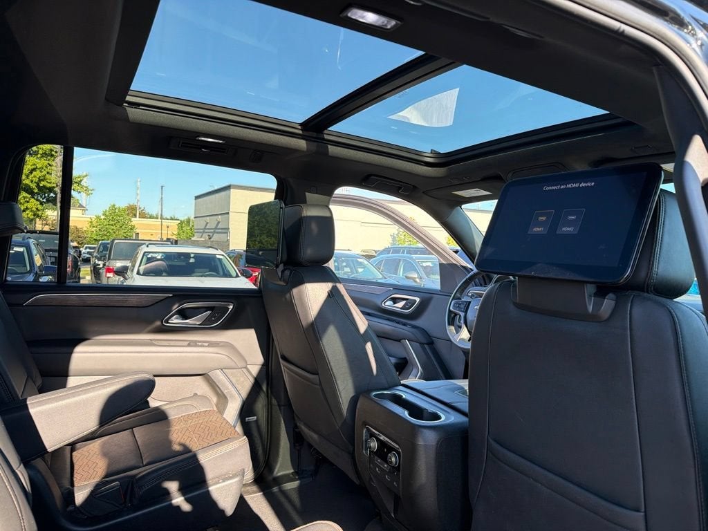 2023 Chevrolet Suburban High Country